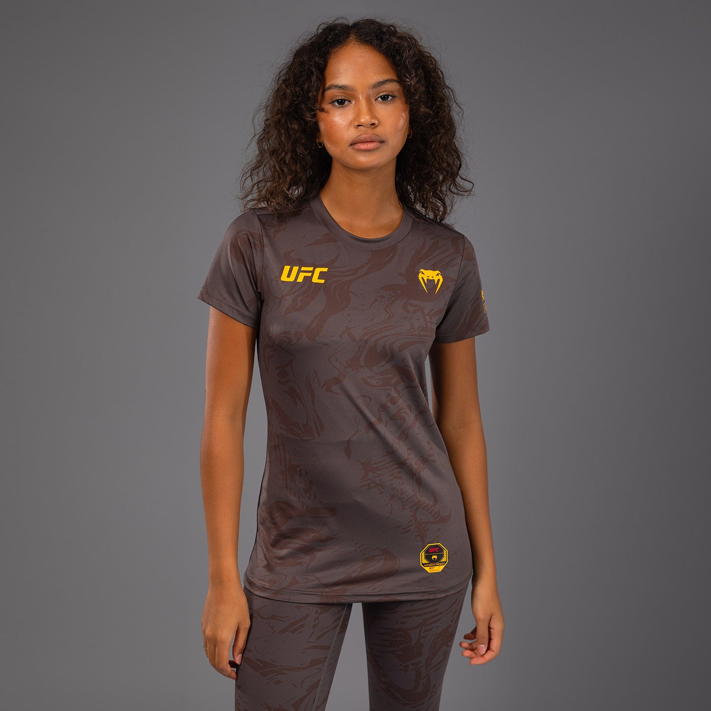 UFC Fusion by Venum Fight Week Women’s Dry-Tech T-Shirt - Earthen Brown