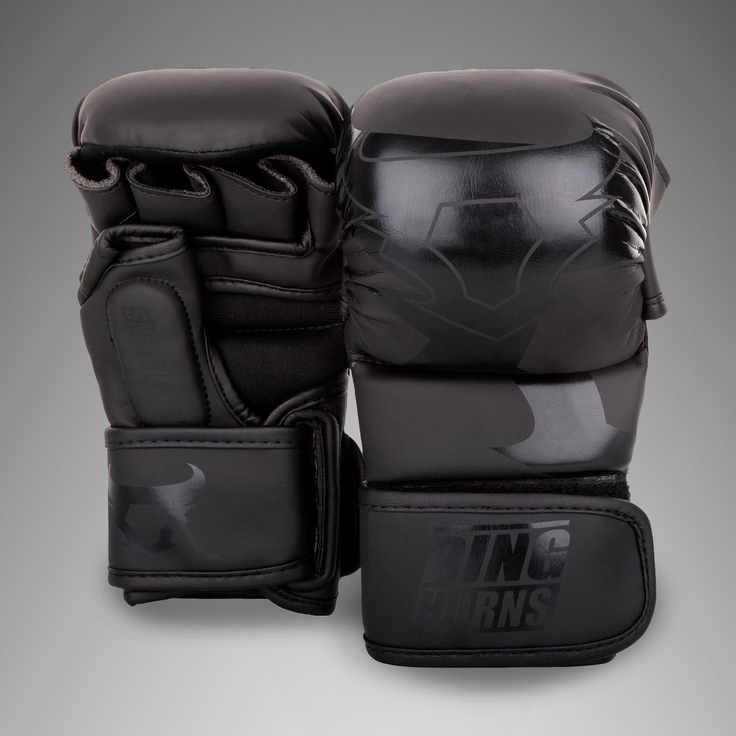 Ringhorns Charger by Venum Sparring Gloves - Black/Black
