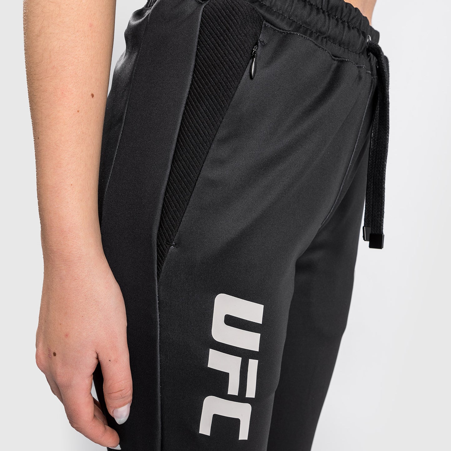 UFC Venum Authentic Fight Week 2.0 Women’s Joggers - Black/Sand