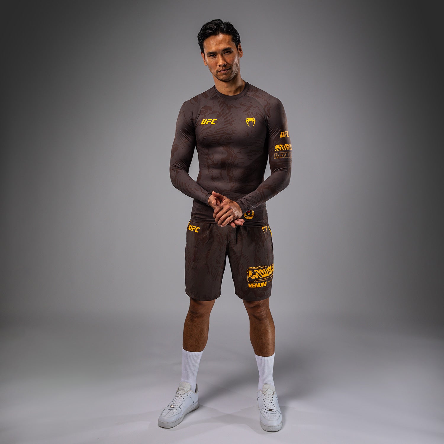 UFC Fusion by Venum Fight Week Men’s Performance Long Sleeve Rashguard - Earthen Brown