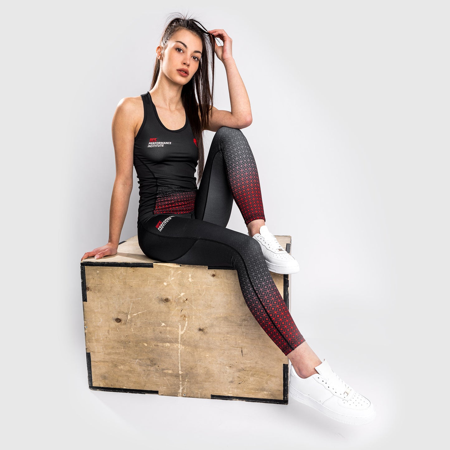 UFC Venum Performance Institute Legging - Black/Red