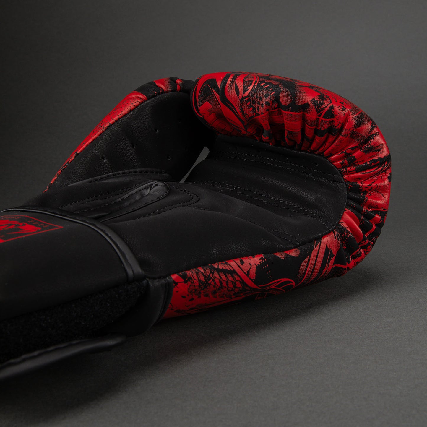Venum 20th Anniversary Boxing Gloves - Black/Red