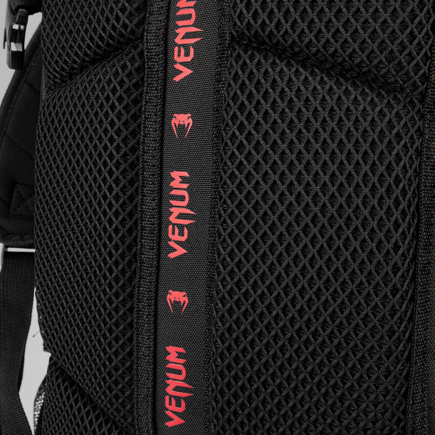 Venum Challenger Pro Evo BackPack (20-25L) - Black/Red