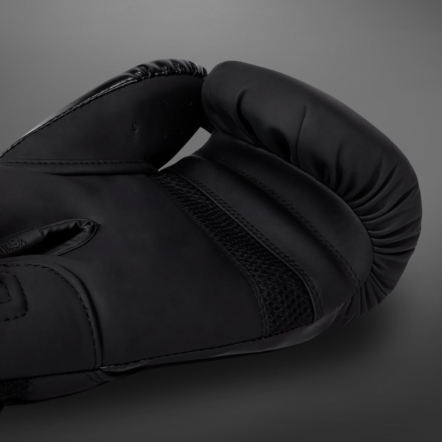 Venum Challenger 4.0 Boxing Gloves - Black/Black