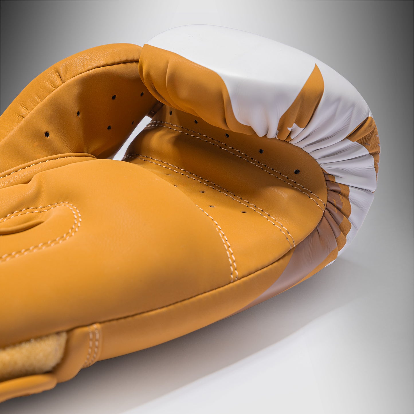Venum Hurricane Boxing Gloves - Havana/ White