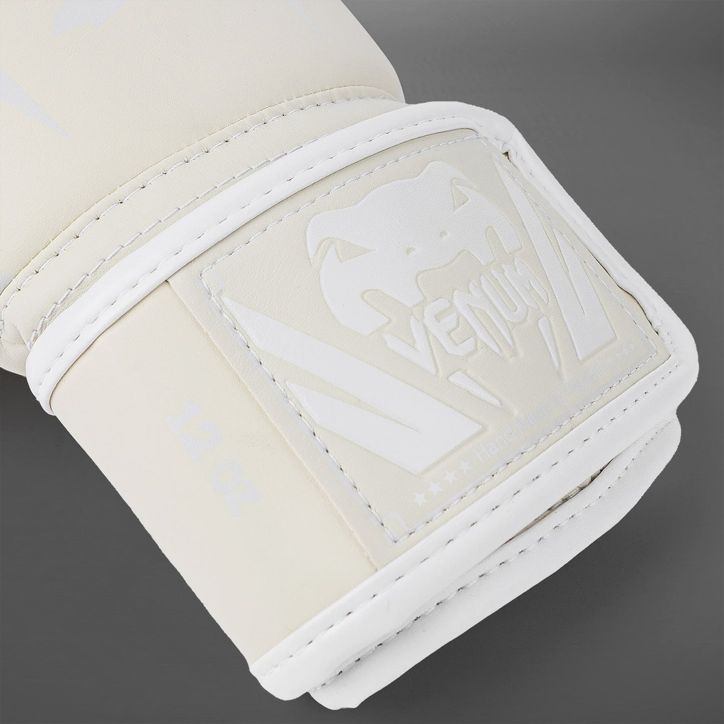 Venum Elite Boxing Gloves - White/Ivory