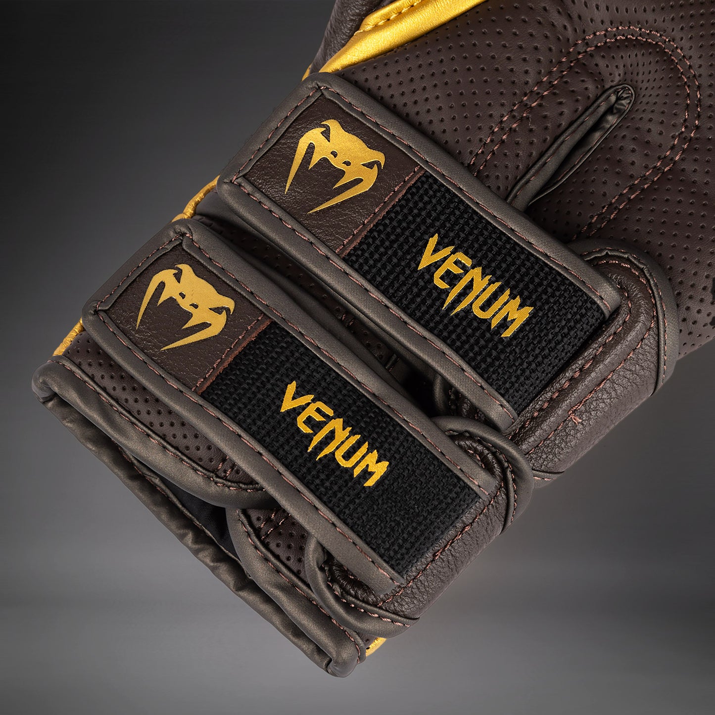 Venum Reverso Boxing Gloves - Chocolate / Gold