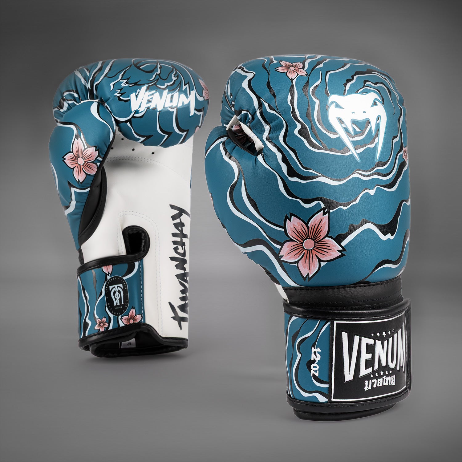 VENUM ボクシンググローブ タワンチャイコラボ f6dbd7c74c3919d2feec88362fd9a8
