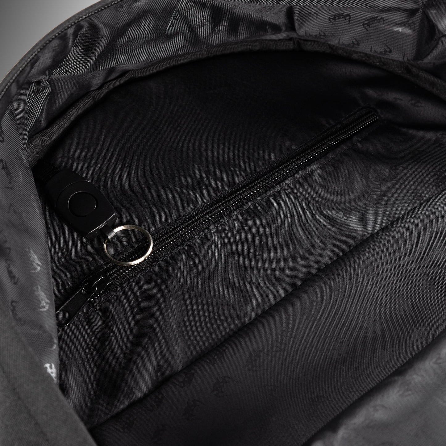 Venum Essential Backpack (20-25L) - Black