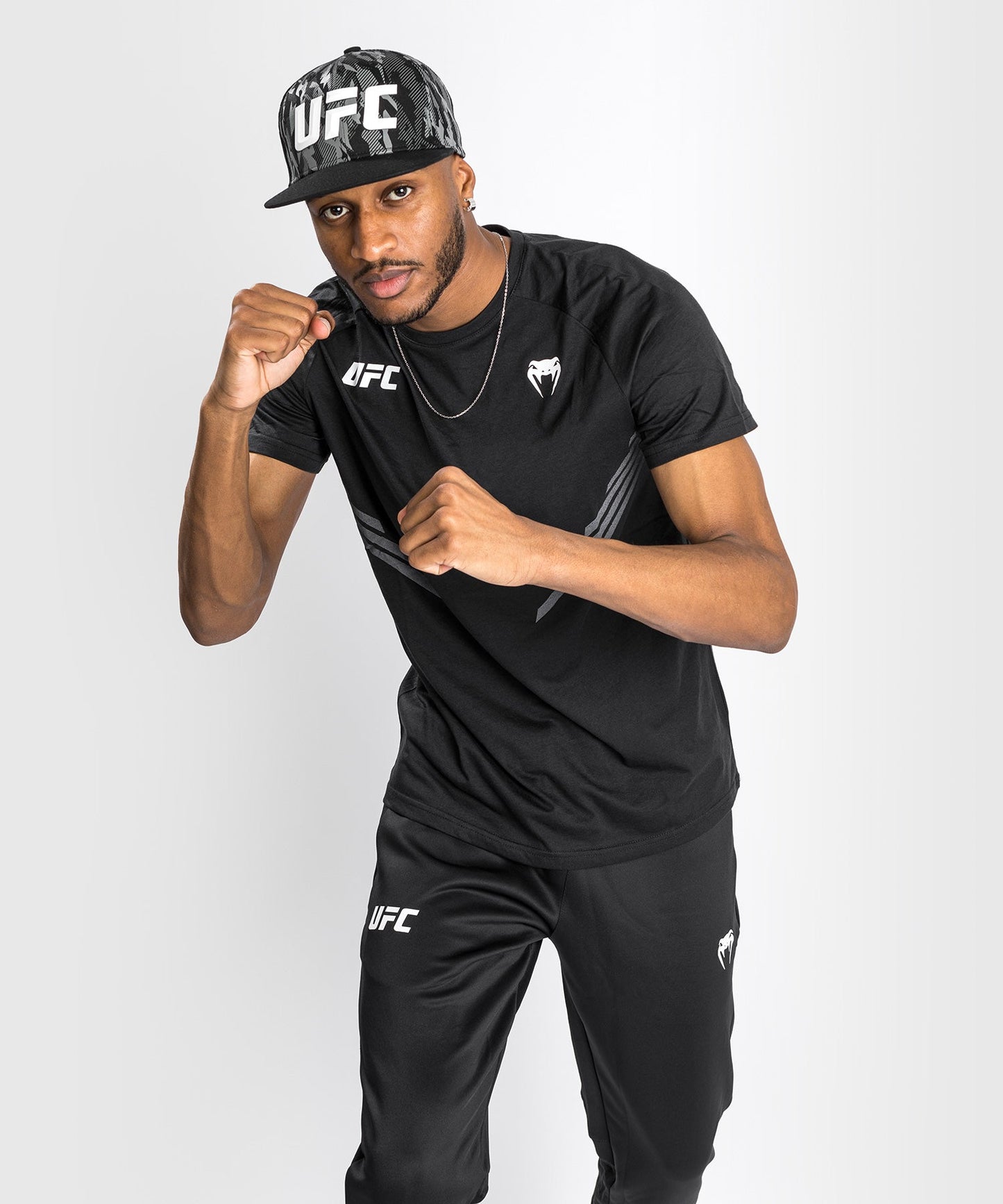UFC Venum Replica Men's Jersey - Black