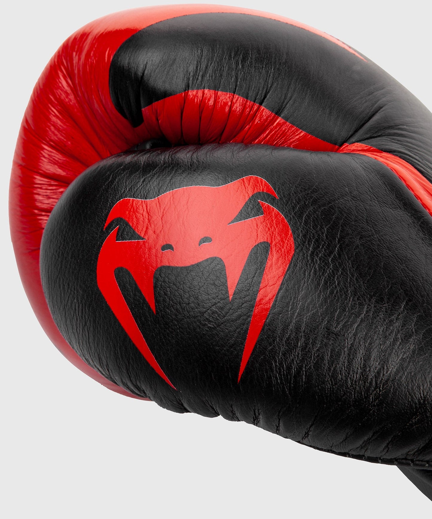 Venum Hammer Pro Boxing Gloves - With Laces - Black/Red