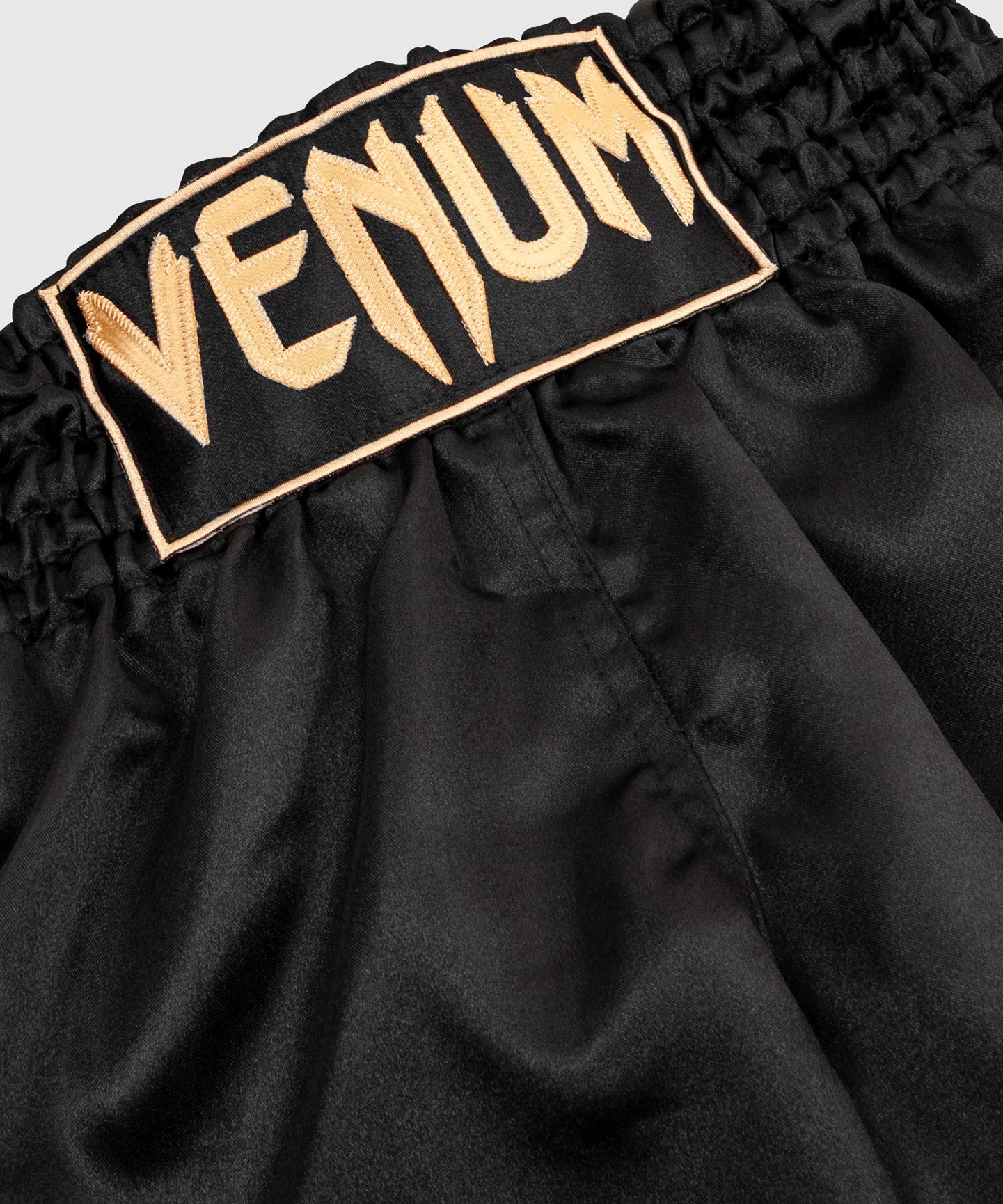 Venum Muay Thai Shorts Classic - Black/Gold