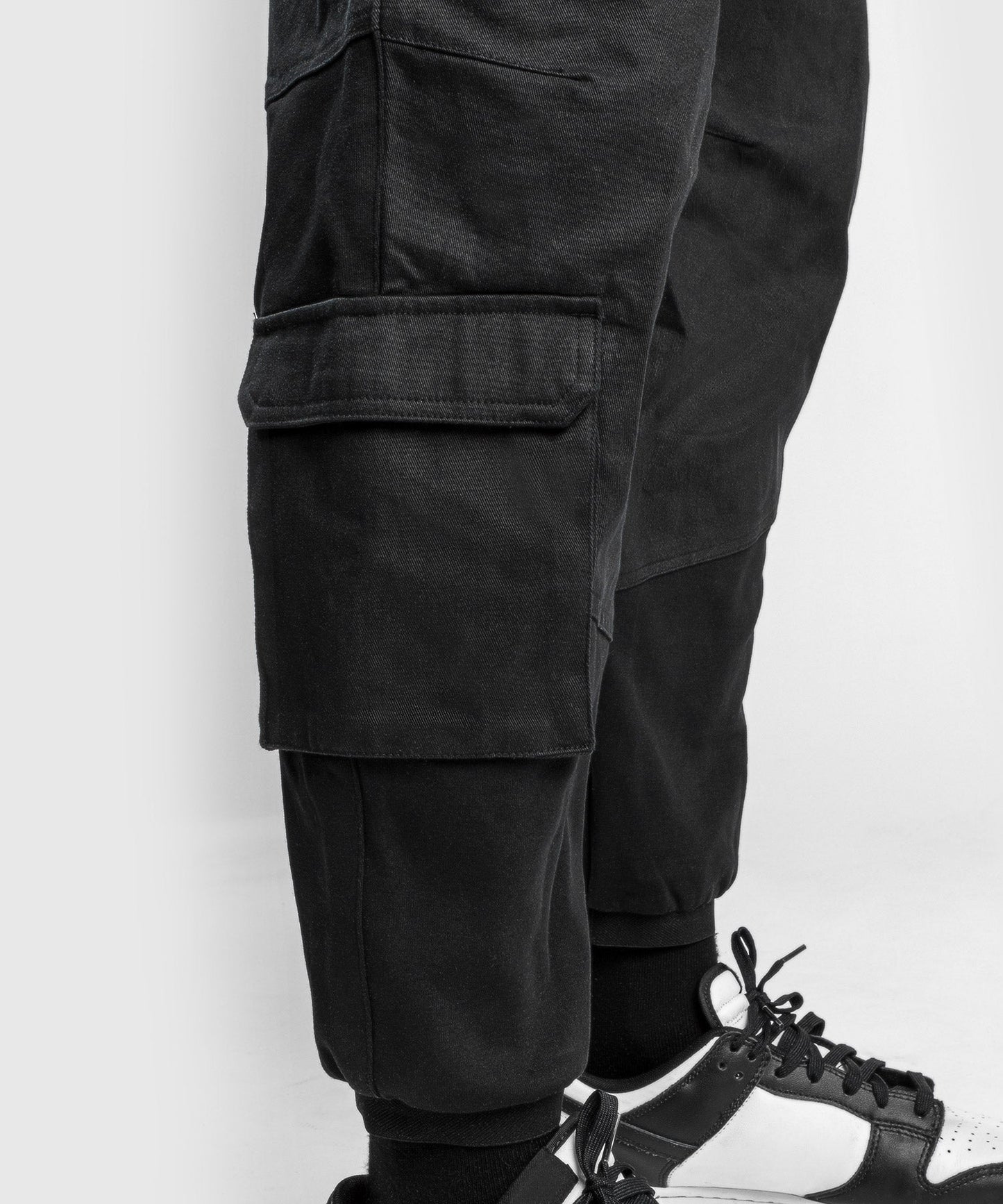 Venum Cargo Pants - Black