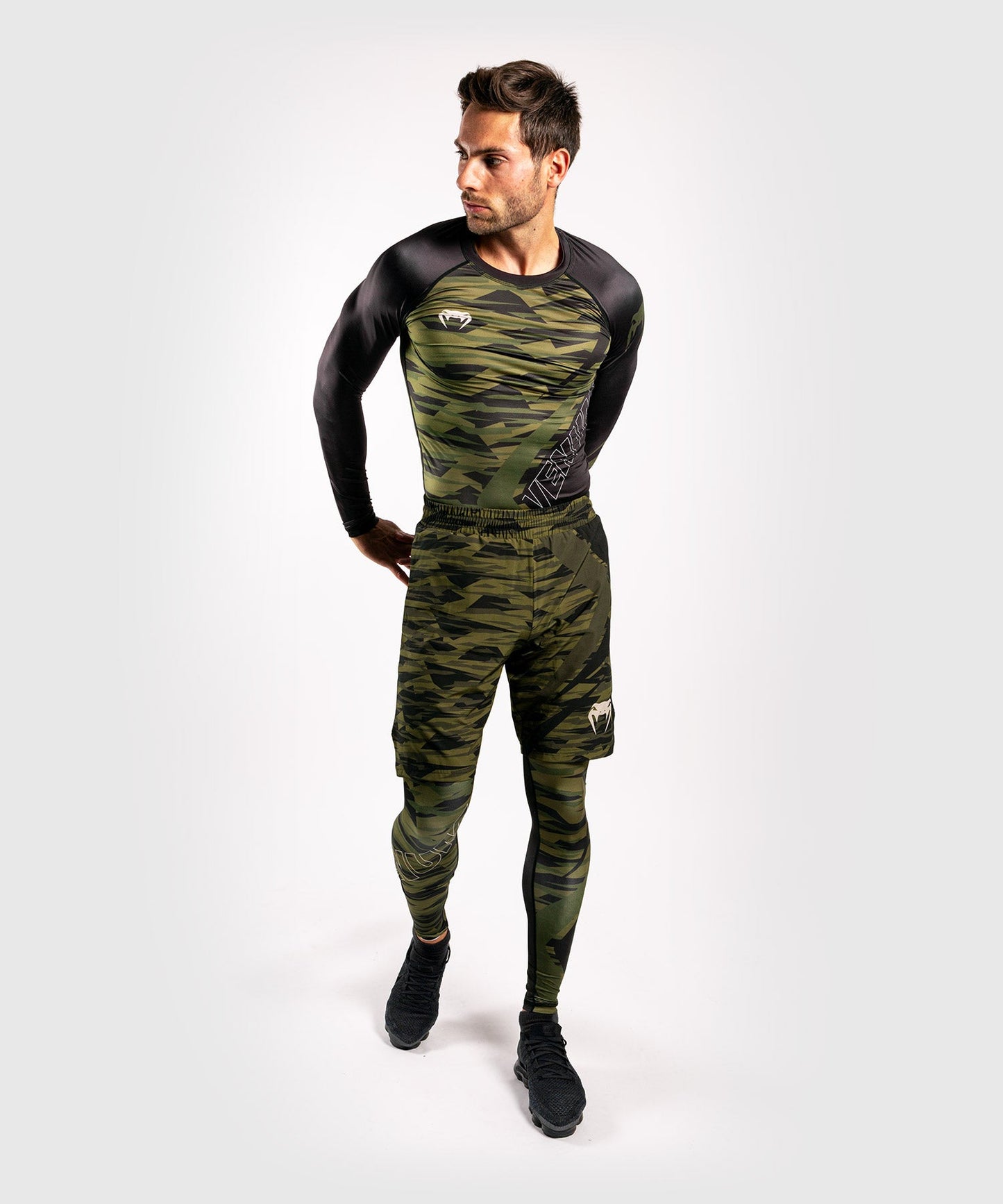 Venum Contender 5.0 Rashguard - Long sleeves - Khaki camo
