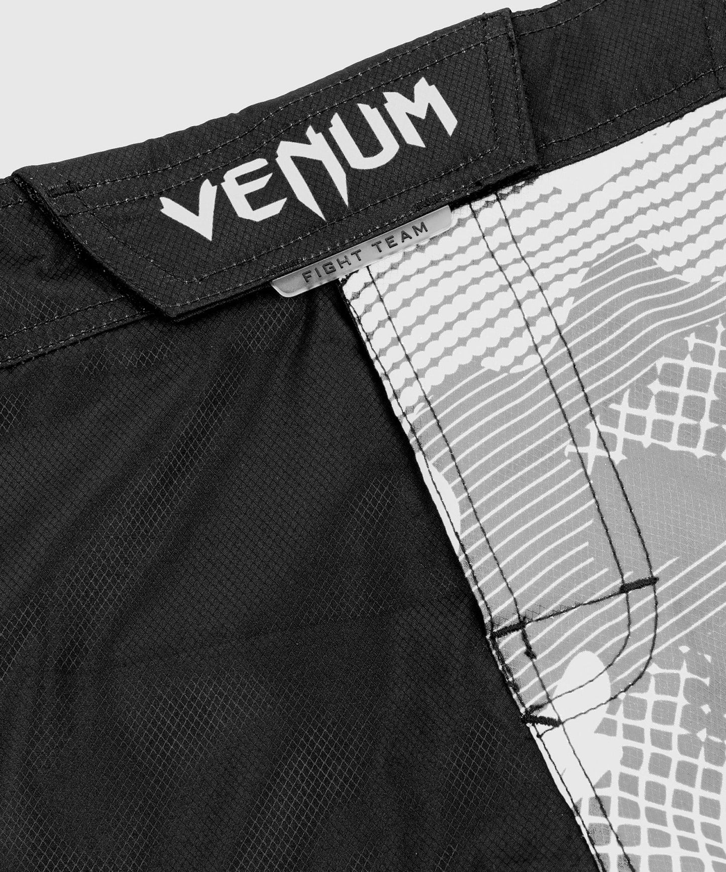 Venum Light 3.0 Fightshorts - Urban Camo