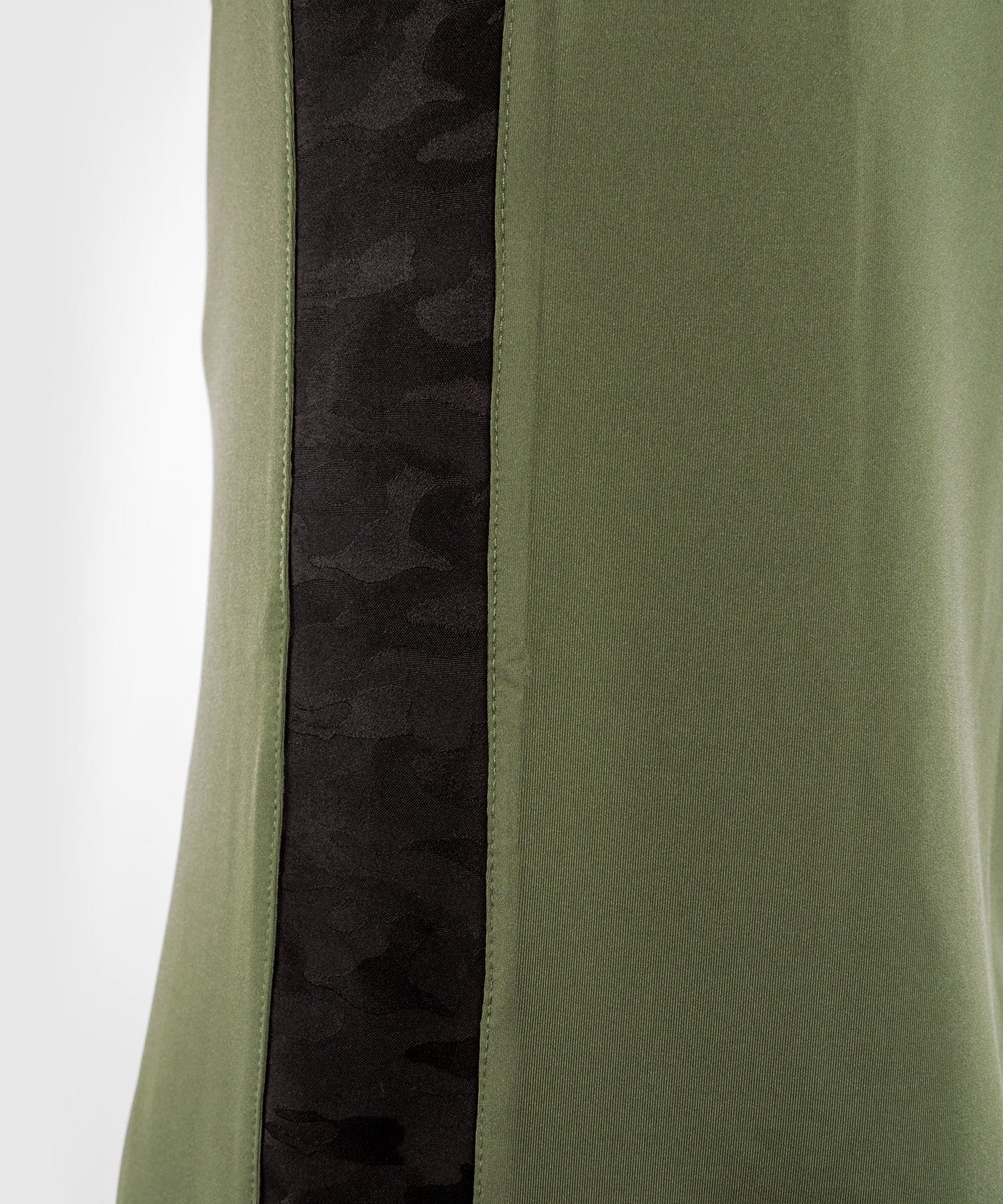 Venum Classic Evo Dry Tech T-shirt - Khaki/Silver