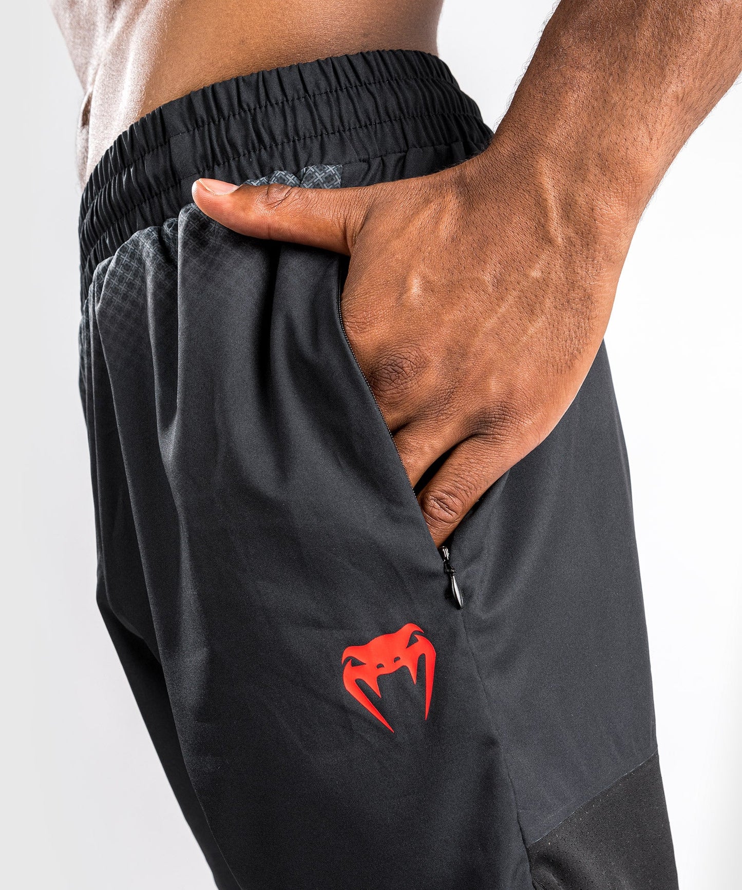Venum Okinawa 3.0 Training Shorts  - Black/Red