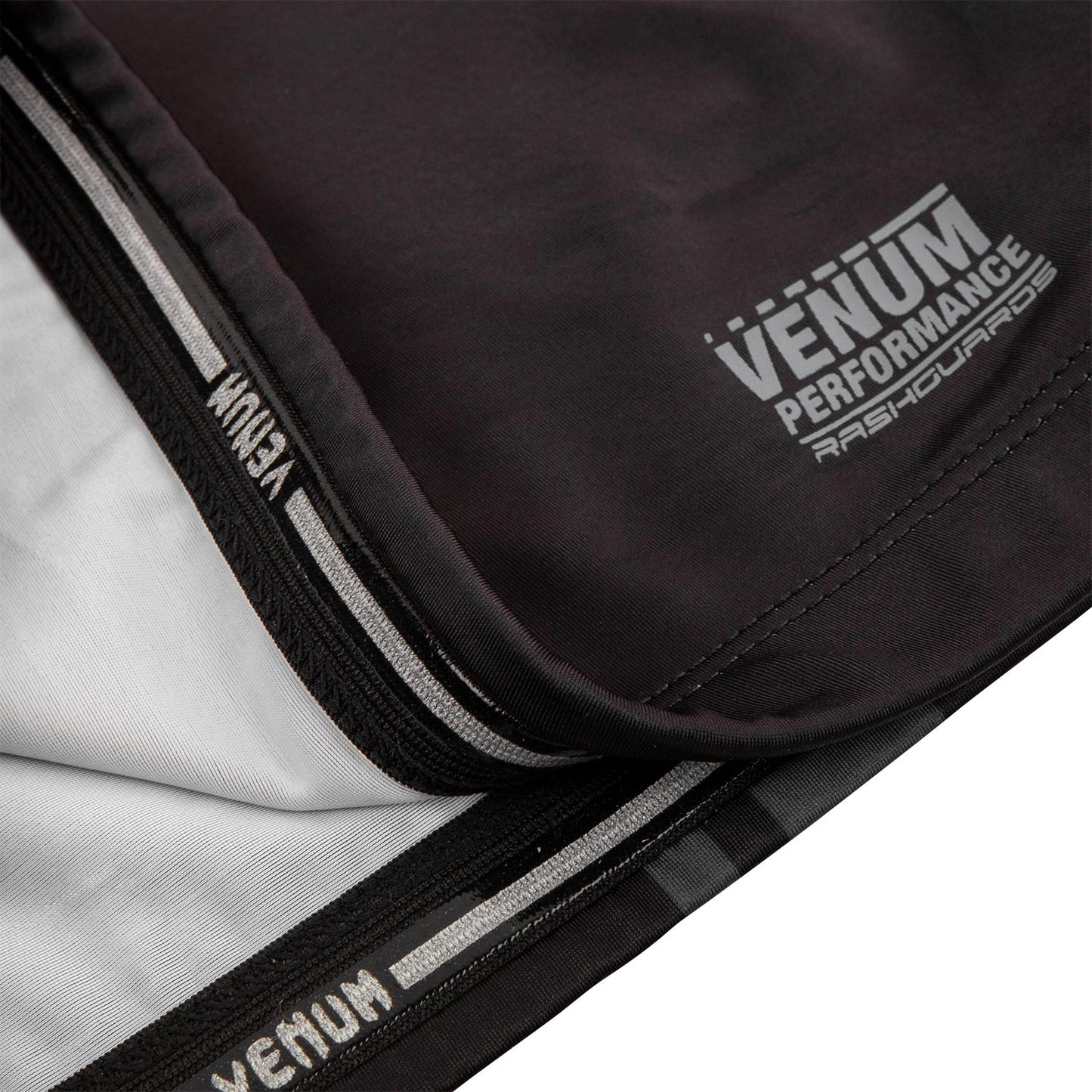 Venum Logos Rashguard - Short Sleeves - Black/Black