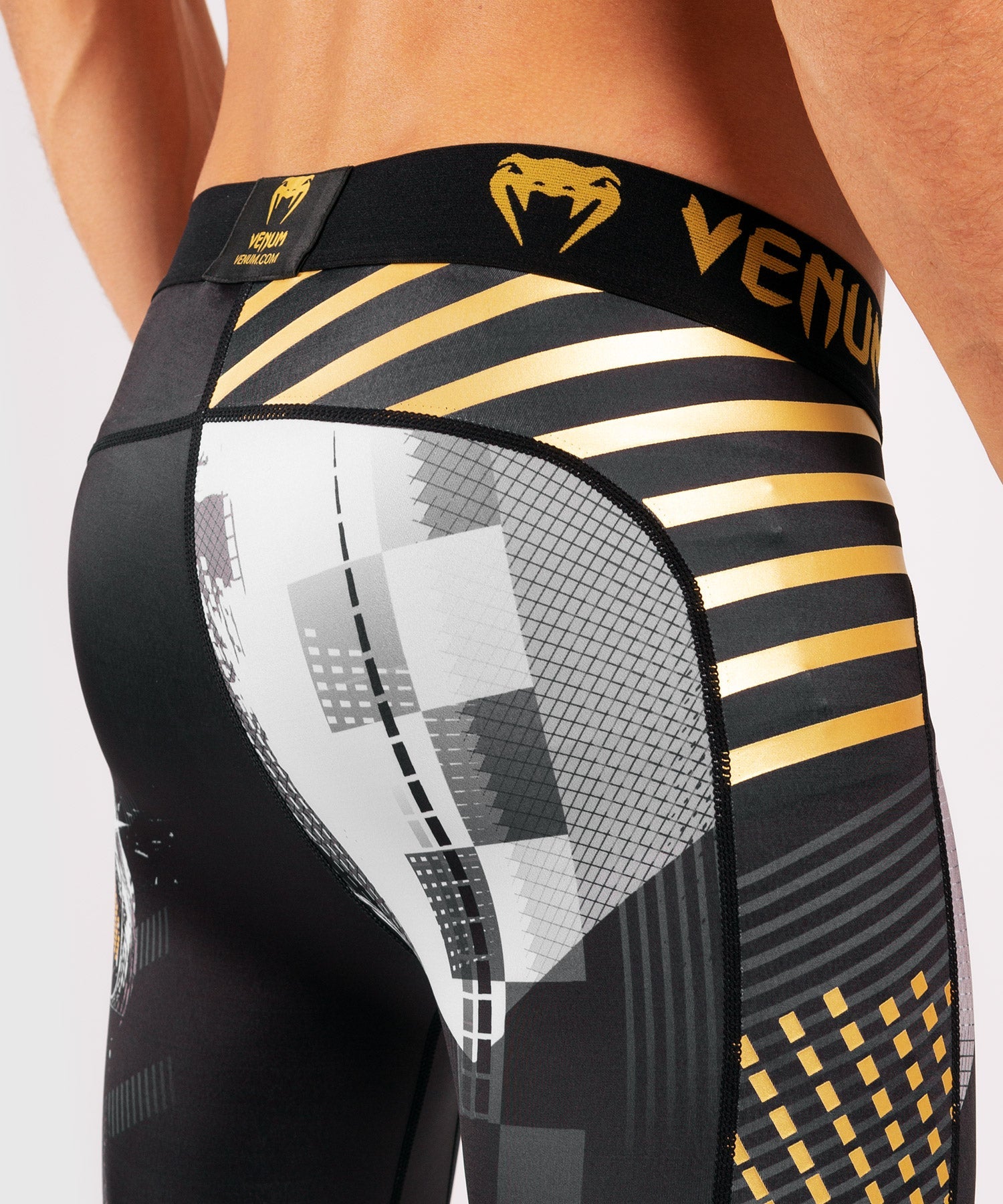 VENUM コンプレッションウェア ロングパンツ SKULL COMPRESSION TIGHTS BKBK //ラッシュガード 吸汗速乾 フィットタイプ ワークアウト トレーニング (X-Lar VENUM Contender ラッシュガード 長袖 ロングスリーブ コン