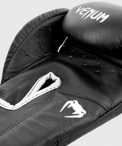 VENUM Custom Giant 2.0 Pro Boxing with Laces
