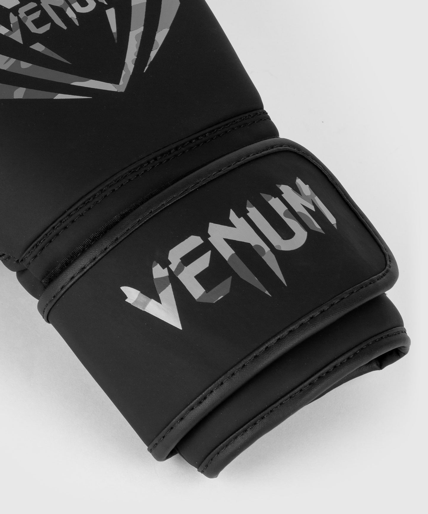 Venum Contender Boxing Gloves - Black/Urban Camo