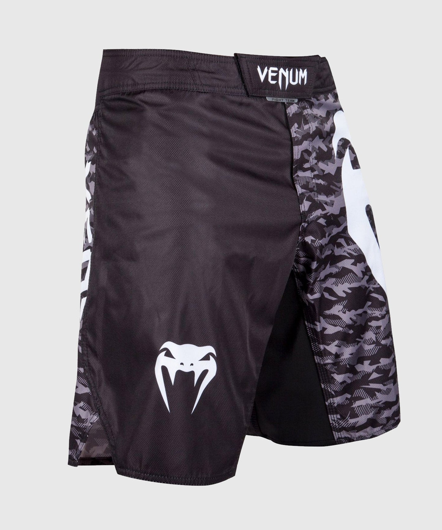 Venum Light 3.0 Fightshorts - Black/Urban Camo
