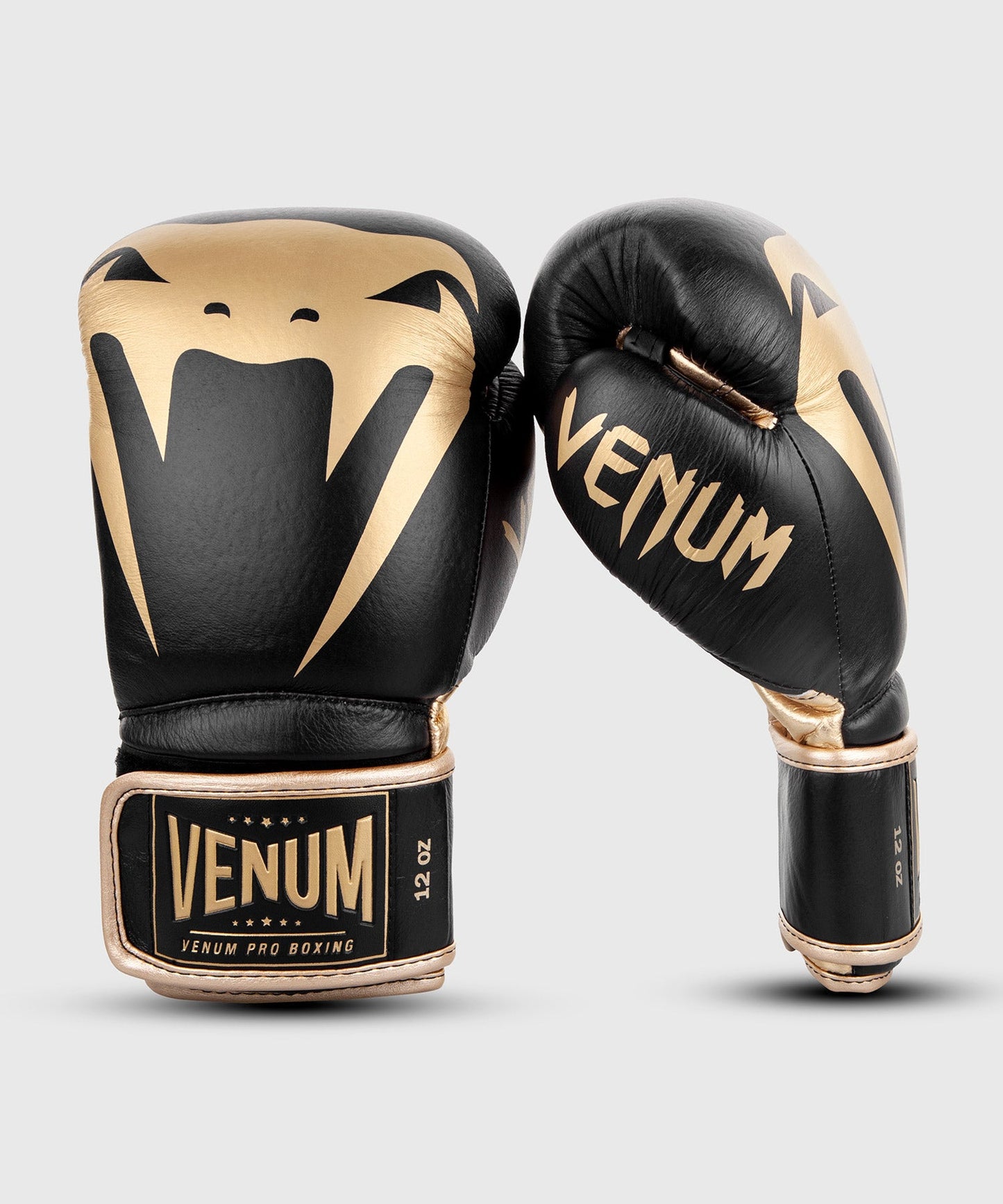 Venum Giant 2.0 Pro Boxing Gloves Velcro - Black/Gold