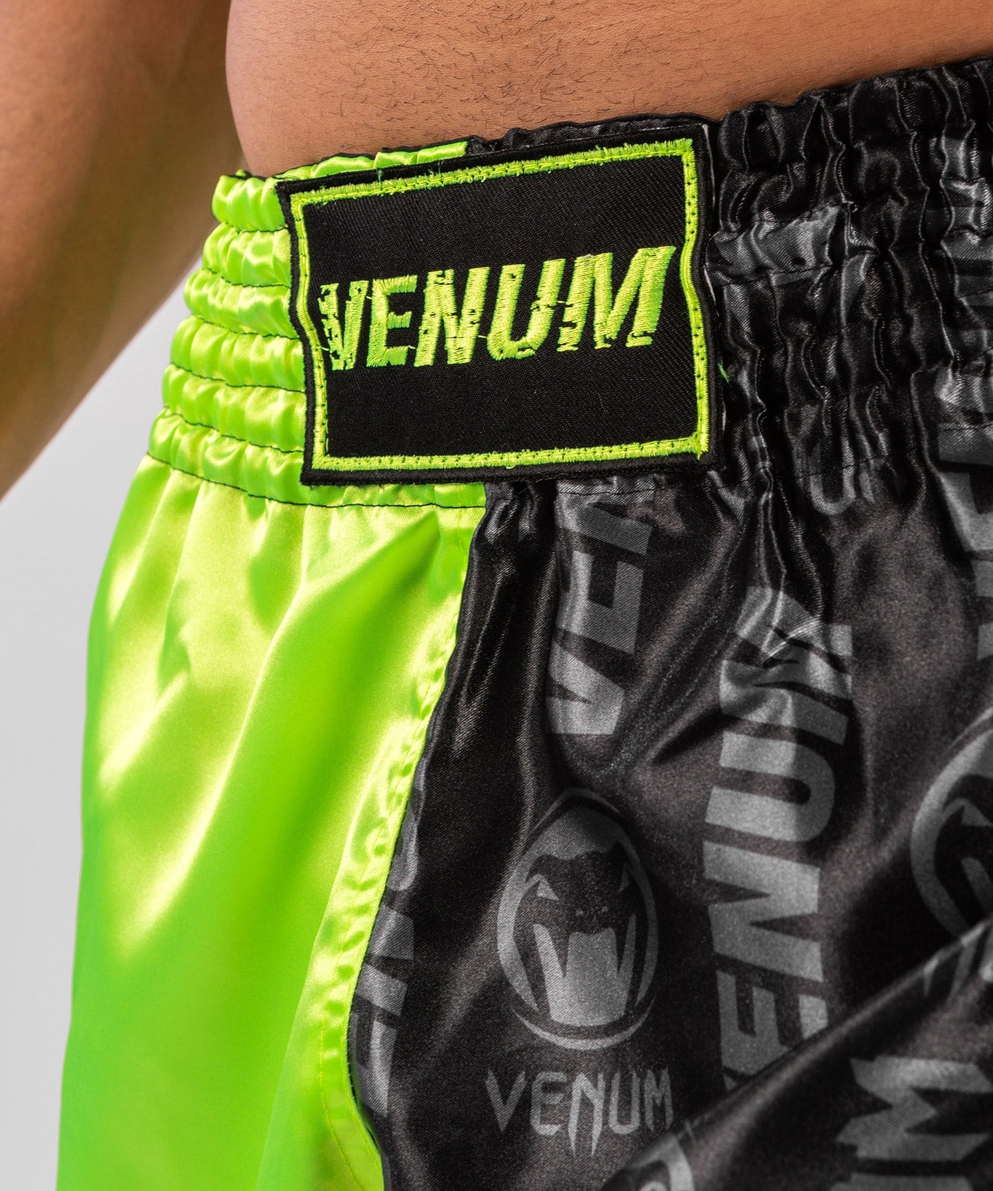 Venum Logos Muay Thai Shorts - Black/Yellow
